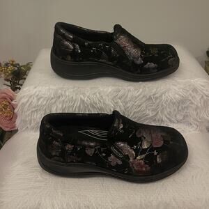 Laforst Floral Pattern Shoes Women's 6.5 Black Leather Comfort Slip-On Casual